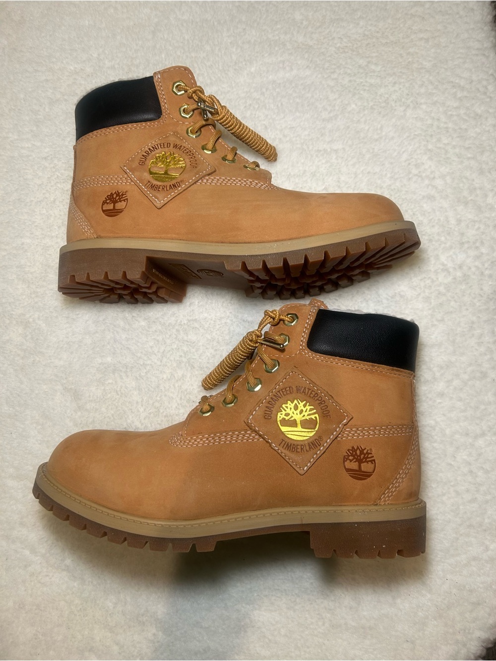 Timberland Wheat Boots - Picture 2 of 9